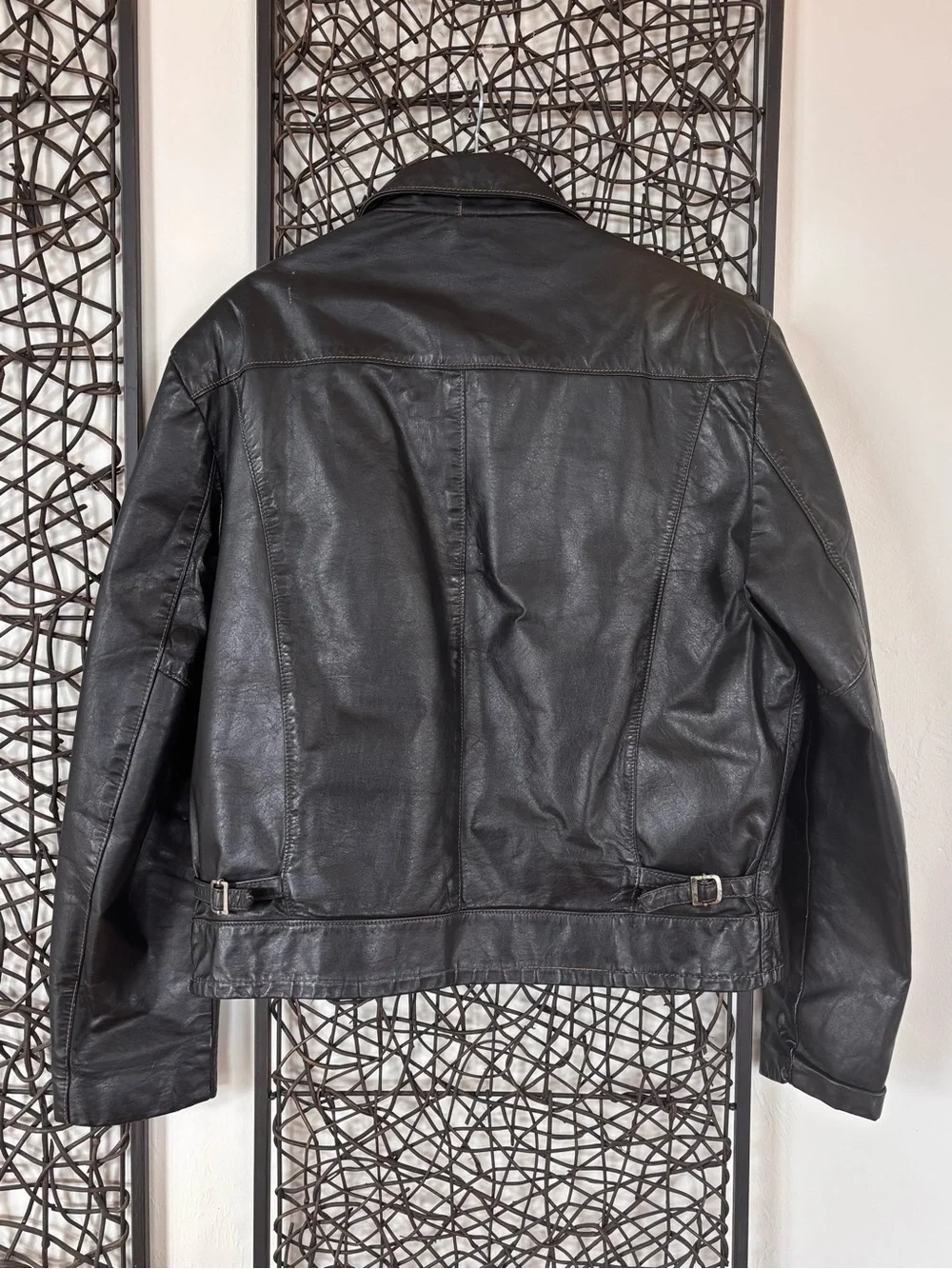 Vintage Sears The Leather Shop Black Leather Jacket Sherpa Lined Sz 44R Zip Moto